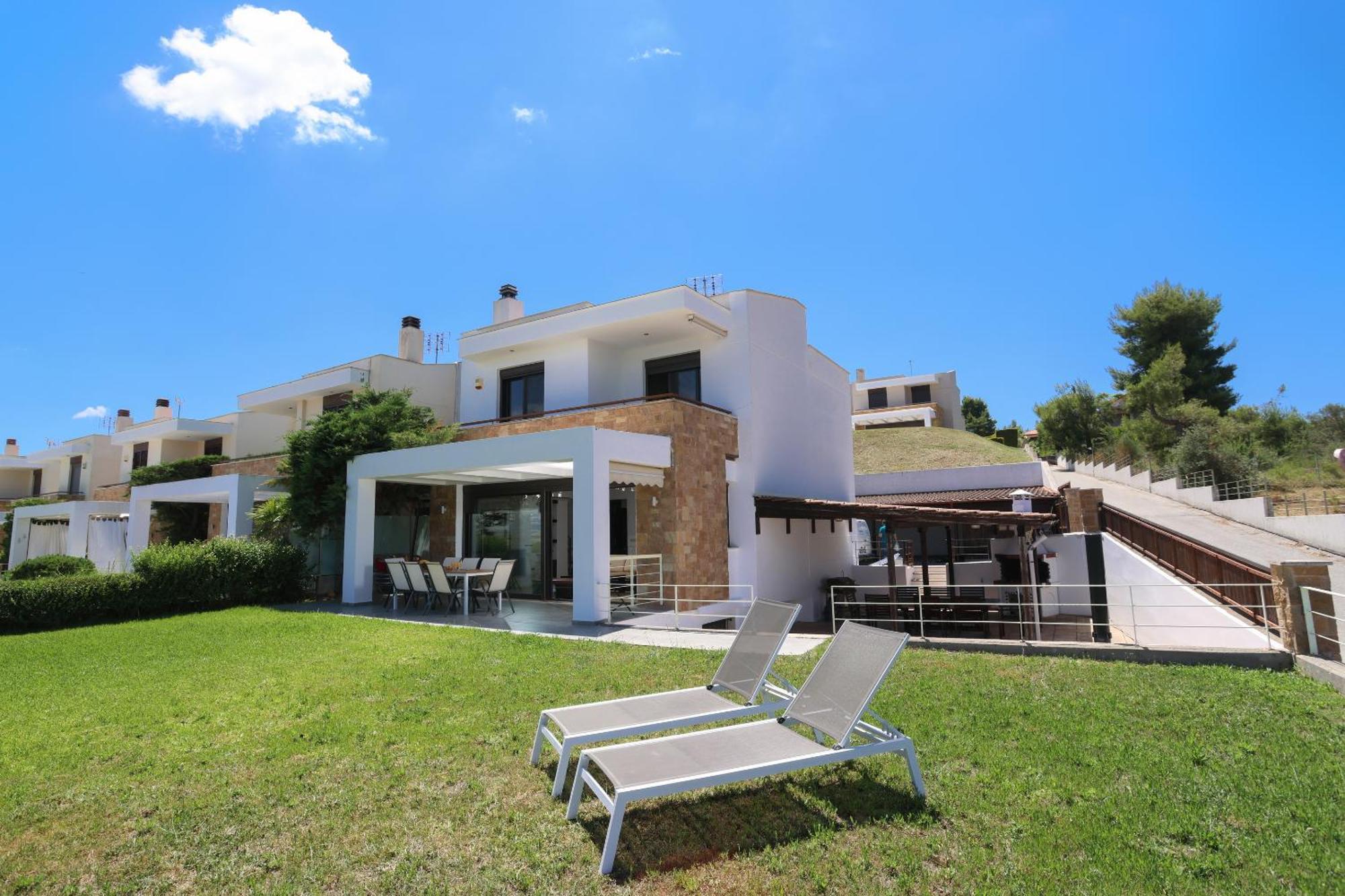 Villa Rossa Hanioti Exterior photo